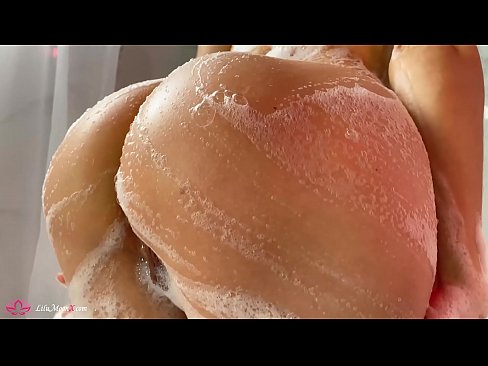 ❤️ Brunette Masturbates Pussy tare da Vibrator zuwa Tsananin inzali a cikin Shawa ️ Batsa kawai